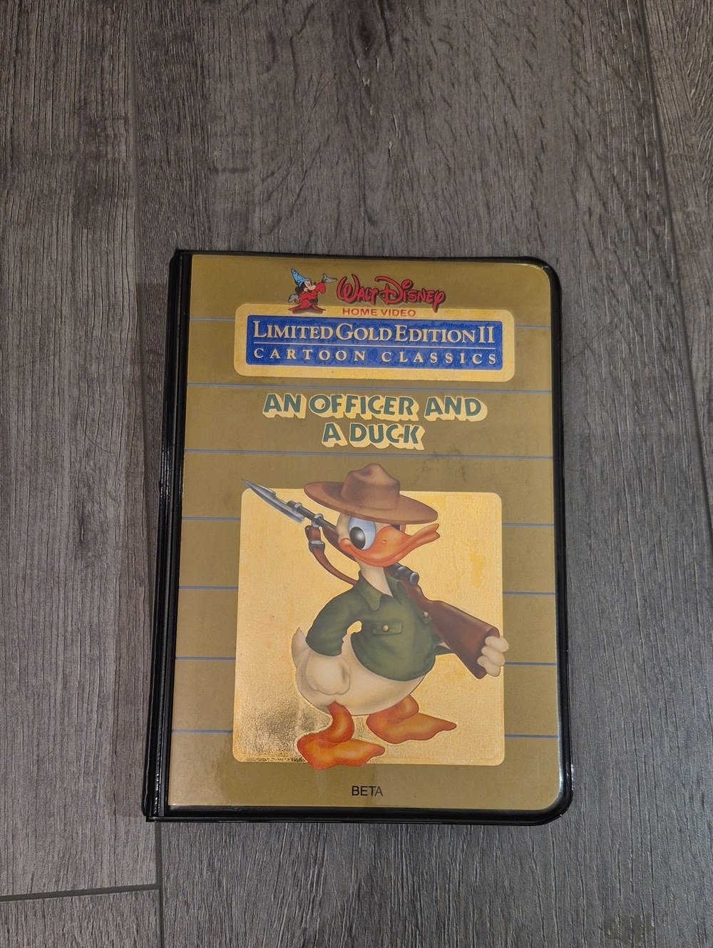 Disney Limited Gold Edition II An Officer and a Duck - VHS Walt Disney Cartoon